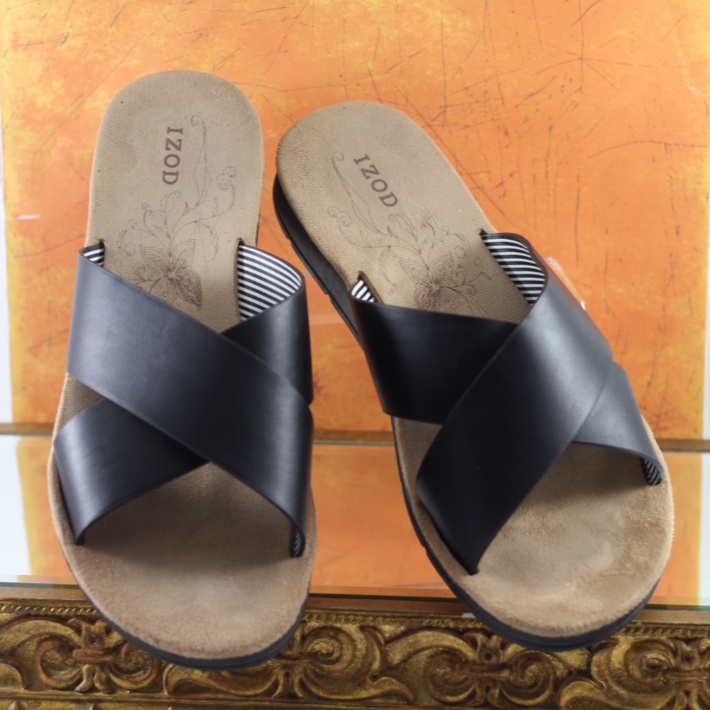 IZOD 'Alyssa' Black Vegan Sandals